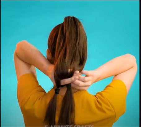 HAIRSTYLES AND HAIR HACKS TO SAVE YOUR TIME AND MONEY