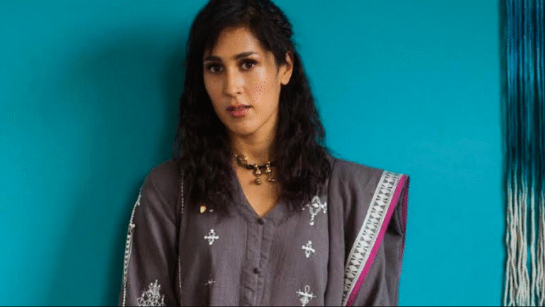 Mira Sethi flight delay